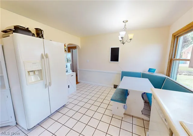 Photo 4 of Single family home for sale at 615 Edison St, Struthers, OH 44471 | MLS# 5237604 | Listing updated on 2026-09-10