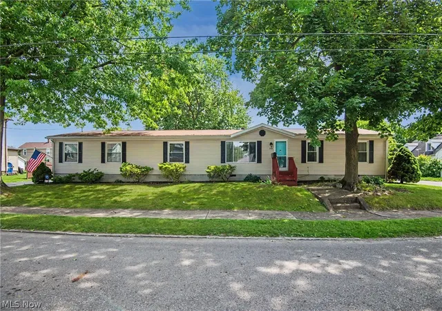 Photo 29 of Sale Pending at 209 Cherry Ave, Niles, OH 44446 | MLS# 5237220 | Listing updated on 2026-09-29