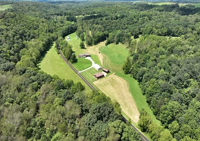 Photo 3 of Single family home for sale at 48800 Foxes Btm Rd, Cadiz, OH 43907 | MLS# 5237682 | Listing updated on 2026-09-30