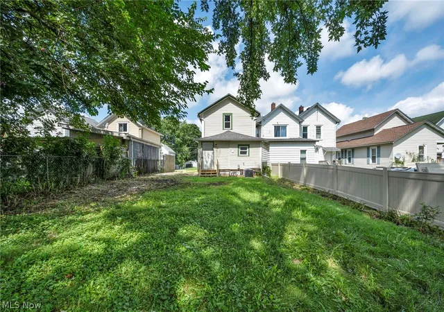 Photo 32 of Single family home for sale at 54 Brown St, Barberton, OH 44203 | MLS# 5238081 | Listing updated on 2026-09-13