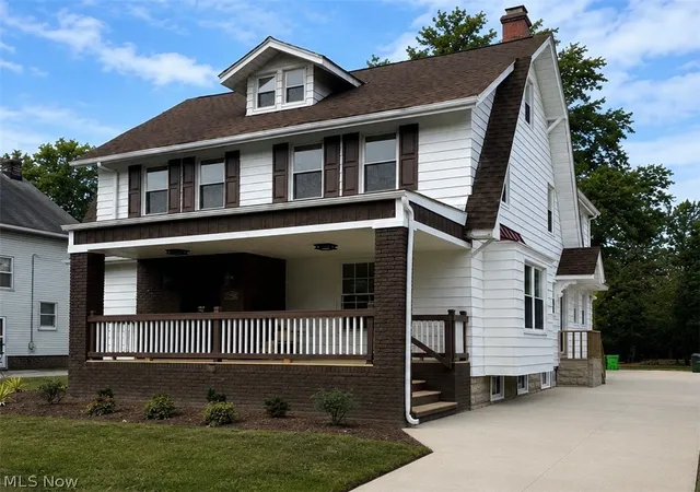 Photo 2 of Single family home for sale at 1720 Beaconwood, Cleveland, OH 44121 | MLS# 5238241 | Listing updated on 2026-09-08