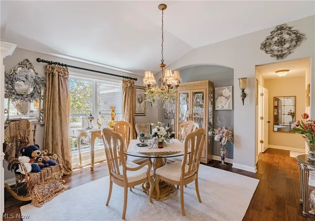 Photo 4 of Single family home for sale at 5423 Charleston Dr, Valley City, OH 44280 | MLS# 5222785 | Listing updated on 2026-09-21