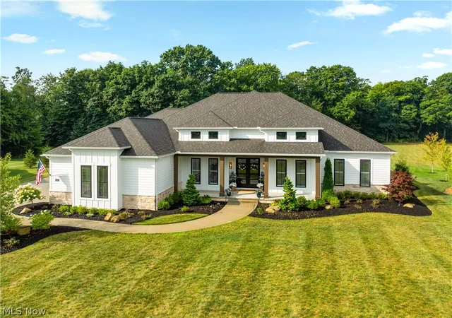 Photo 1 of Single family home for sale at 7087 Emerson Cir Nw, Massillon, OH 44646 | MLS# 5234885 | Listing updated on 2026-09-04