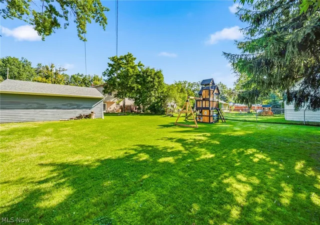 Photo 32 of Single family home for sale at 38102 Parkway Blvd, Willoughby, OH 44094 | MLS# 5238295 | Listing updated on 2026-09-10