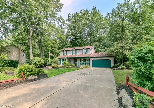 Photo 3 of Sale Pending at 7361 Colt Dr, Mentor, OH 44060 | MLS# 5236576 | Listing updated on 2026-09-02
