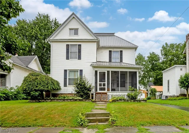 Photo 1 of Single family home for sale at 125 E Walnut St, Ashland, OH 44805 | MLS# 5238116 | Listing updated on 2026-09-29
