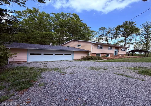 Photo 1 of Sale Pending at 9299 Gilbert Rd, Ravenna, OH 44266 | MLS# 5238315 | Listing updated on 2026-09-08