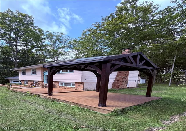 Photo 3 of Sale Pending at 9299 Gilbert Rd, Ravenna, OH 44266 | MLS# 5238315 | Listing updated on 2026-09-08