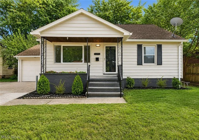 Photo 1 of Sale Pending at 1155 Bell Ct, Elyria, OH 44035 | MLS# 5238313 | Listing updated on 2026-09-14