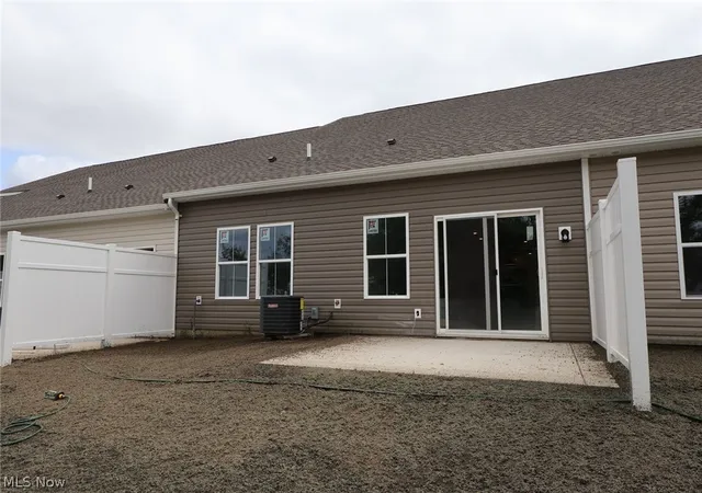 Photo 14 of Townhouse for sale at 5112 Shepherds Glen, Willoughby, OH 44094 | MLS# 5238463 | Listing updated on 2026-09-11
