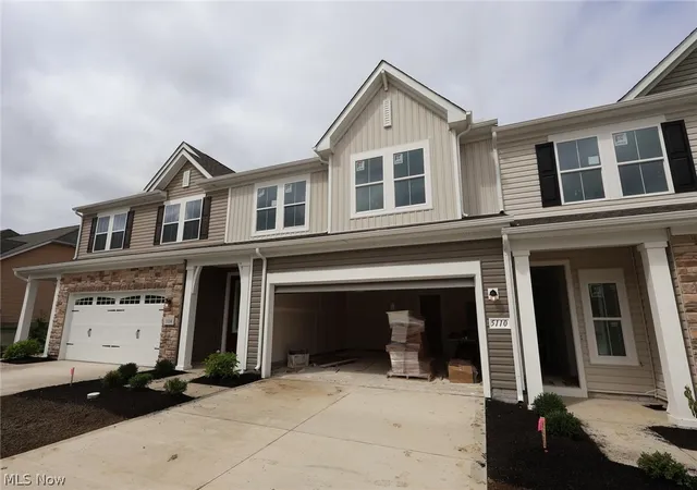 Photo 2 of Townhouse for sale at 5112 Shepherds Glen, Willoughby, OH 44094 | MLS# 5238463 | Listing updated on 2026-09-11