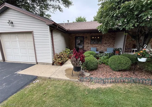 Photo 1 of Condo for sale at 5713 Callaway Cir, Youngstown, OH 44515 | MLS# 5238415 | Listing updated on 2026-09-04