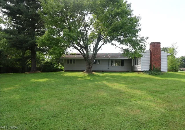 Photo 4 of Single family home for sale at 13845 Fox Hills Dr, Novelty, OH 44072 | MLS# 5233909 | Listing updated on 2026-09-02