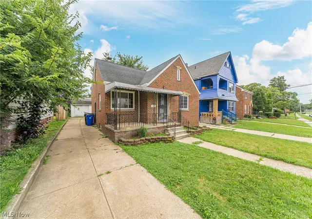 Photo 2 of Single family home for sale at 11303 Thrush Ave, Cleveland, OH 44111 | MLS# 5238492 | Listing updated on 2026-09-11