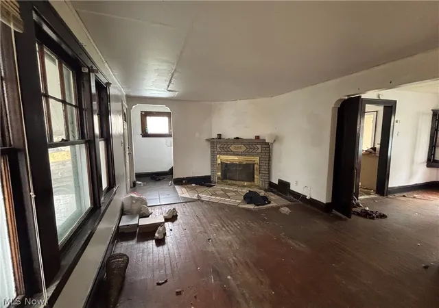 Photo 3 of Single family home for sale at 1499 Clermont Rd, Cleveland, OH 44110 | MLS# 5235997 | Listing updated on 2026-09-18