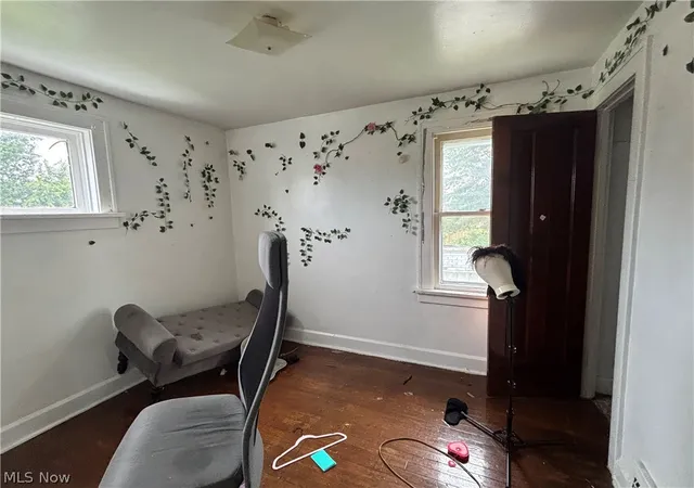 Photo 4 of Single family home for sale at 1499 Clermont Rd, Cleveland, OH 44110 | MLS# 5235997 | Listing updated on 2026-09-18
