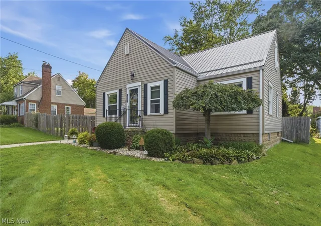 Photo 3 of Sale Pending at 88 Ansel Ave, Akron, OH 44312 | MLS# 5238114 | Listing updated on 2026-09-04