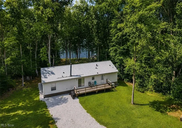 Photo 2 of Single family home for sale at 429 Hickory Grv Rd, Deerfield, OH 44411 | MLS# 5238155 | Listing updated on 2026-09-07