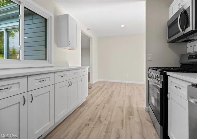 Photo 4 of Single family home for sale at 6142 Mark Dr, Bedford Heights, OH 44146 | MLS# 5227472 | Listing updated on 2026-10-06