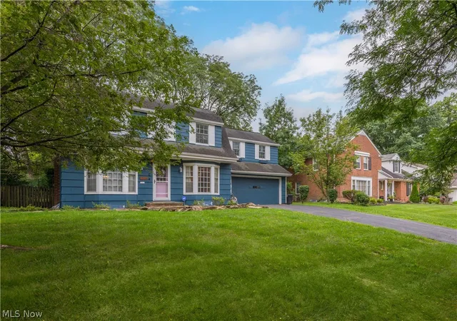 Photo 2 of Sale Pending at 21126 Fairmount Blvd, Shaker Heights, OH 44118 | MLS# 5237197 | Listing updated on 2026-09-17