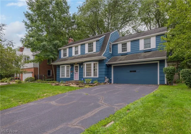 Photo 3 of Sale Pending at 21126 Fairmount Blvd, Shaker Heights, OH 44118 | MLS# 5237197 | Listing updated on 2026-09-17