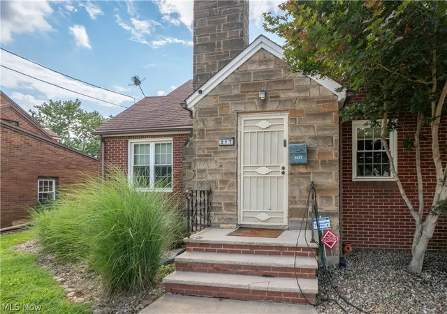 Photo 3 of Sale Pending at 217 Whipple Ave Nw, Canton, OH 44708 | MLS# 5237688 | Listing updated on 2026-09-16
