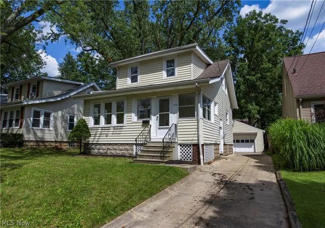 Photo 1 of Single family home for sale at 475 Newell Ave, Akron, OH 44305 | MLS# 5238620 | Listing updated on 2026-09-09