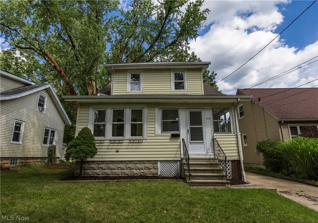 Photo 3 of Single family home for sale at 475 Newell Ave, Akron, OH 44305 | MLS# 5238620 | Listing updated on 2026-09-09