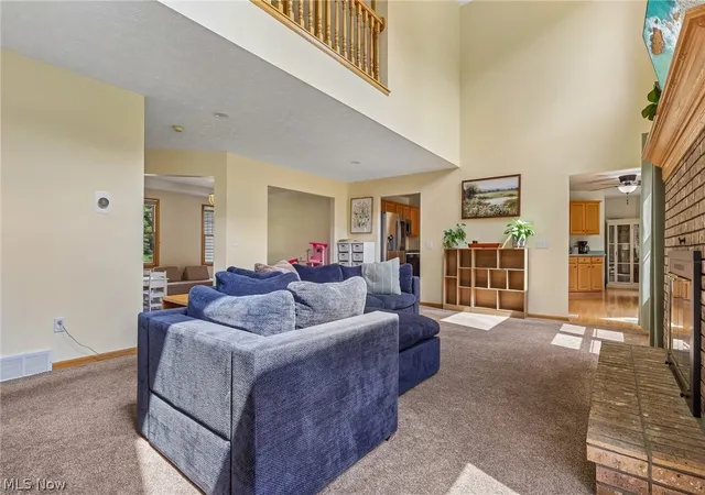 Photo 3 of Sale Pending at 11335 Woodie Glen Dr, Chardon, OH 44024 | MLS# 5238481 | Listing updated on 2026-10-06