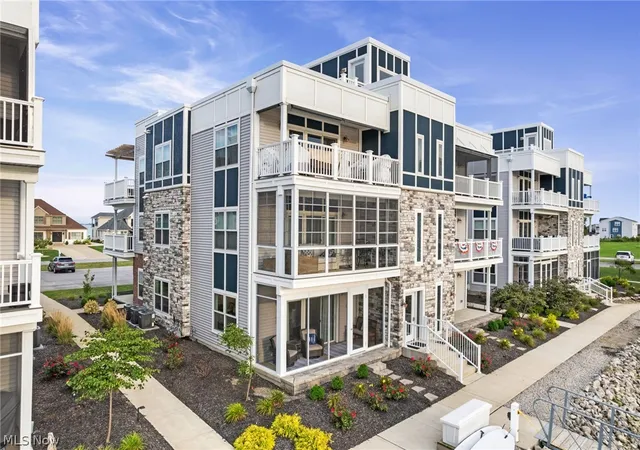 Photo 2 of Condo for sale at 2656 S Waterside Ct #911, Lakeside Marblehead, OH 43440 | MLS# 5238578 | Listing updated on 2026-09-25