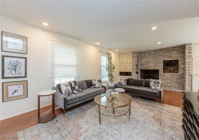 Photo 2 of Sale Pending at 1767 Larkspur Dr, Lyndhurst, OH 44124 | MLS# 5238393 | Listing updated on 2026-09-07