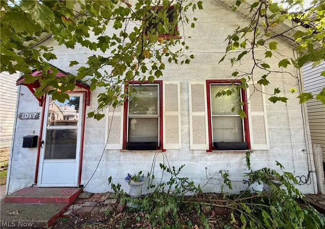 Photo 3 of Multi family home for sale at 1015 1017 Auburn Ave, Cleveland, OH 44113 | MLS# 5238164 | Listing updated on 2026-09-09