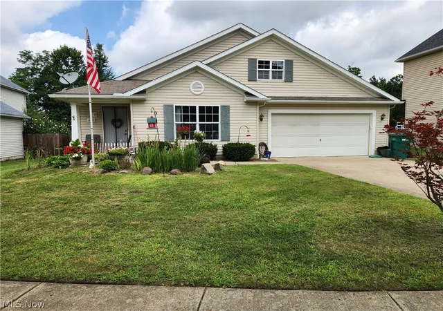 Photo 1 of Sale Pending at 425 Harvest Dr, Ravenna, OH 44266 | MLS# 5238549 | Listing updated on 2026-09-09