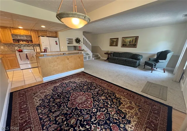 Photo 2 of Condo for sale at 118 New Concord Dr, Mentor, OH 44060 | MLS# 5238635 | Listing updated on 2026-09-04