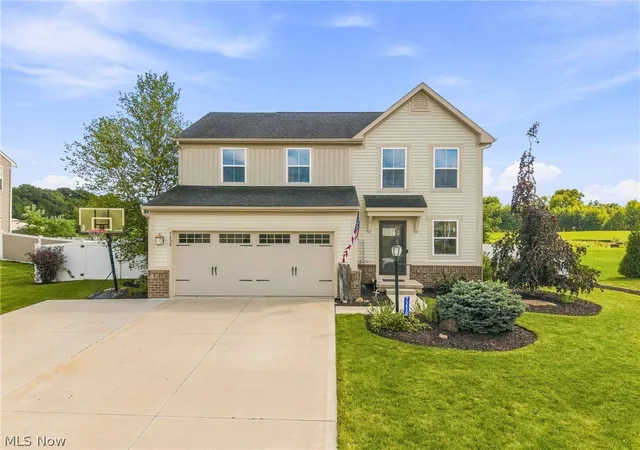 Photo 1 of Single family home for sale at 7230 Crusader St Sw, Massillon, OH 44646 | MLS# 5238609 | Listing updated on 2026-09-11