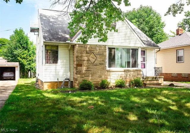 Photo 2 of Sale Pending at 10252 Greenheath Dr, Parma Heights, OH 44130 | MLS# 5238673 | Listing updated on 2026-09-14
