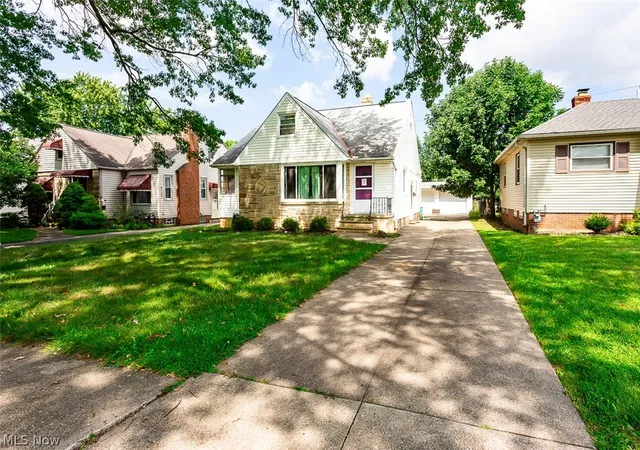 Photo 3 of Sale Pending at 10252 Greenheath Dr, Parma Heights, OH 44130 | MLS# 5238673 | Listing updated on 2026-09-14