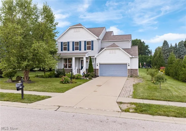 Photo 1 of Single family home for sale at 4435 Bentley Dr, Copley, OH 44321 | MLS# 5238723 | Listing updated on 2026-10-05
