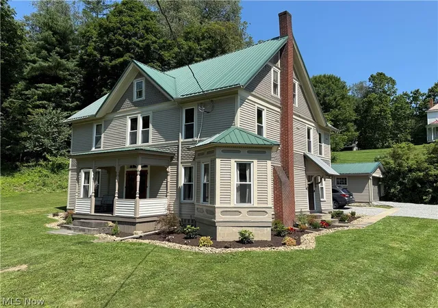 Single family home for sale at 42210 State Route 154, Lisbon, OH 44432 | MLS# 5238491