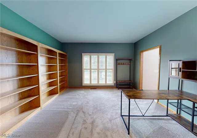 Photo 3 of Single family home for sale at 11065 Dunsby Ave Nw, Uniontown, OH 44685 | MLS# 5238763 | Listing updated on 2026-09-16