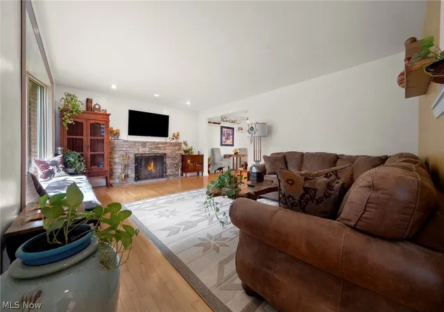 Photo 3 of Single family home for sale at 2675 W Ridgewood Dr, Parma, OH 44134 | MLS# 5238769 | Listing updated on 2026-09-03