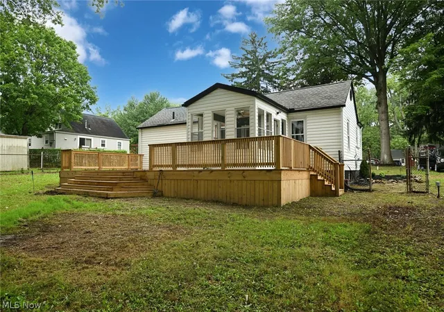 Photo 4 of Single family home for sale at 2933 S Hametown Rd, Norton, OH 44203 | MLS# 5238675 | Listing updated on 2026-10-05