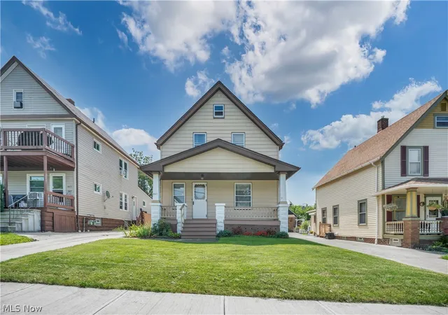 Photo 2 of Sale Pending at 4417 Bucyrus Ave, Old Brooklyn, OH 44109 | MLS# 5232802 | Listing updated on 2026-09-04