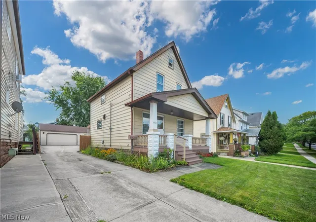 Photo 3 of Sale Pending at 4417 Bucyrus Ave, Old Brooklyn, OH 44109 | MLS# 5232802 | Listing updated on 2026-09-04