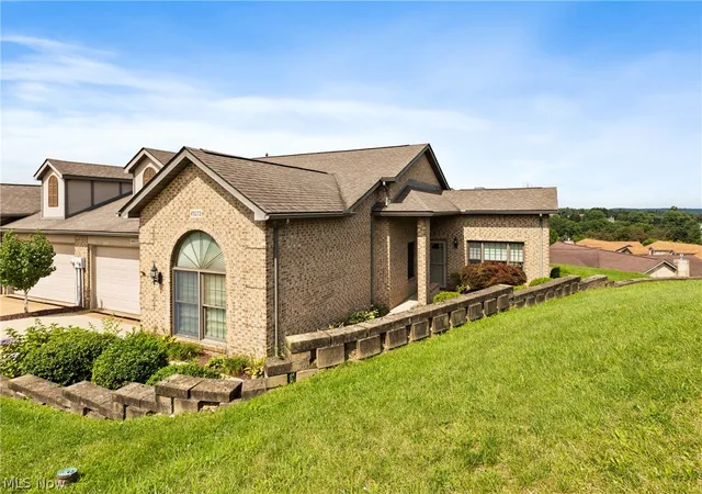 Photo 2 of Sale Pending at 49272 Eagle Dr, East Liverpool, OH 43920 | MLS# 5238657 | Listing updated on 2026-09-16
