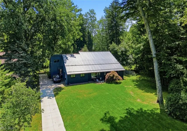 Photo 2 of Sale Pending at 12866 Lake Shore Blvd, Bratenahl, OH 44108 | MLS# 5237449 | Listing updated on 2026-09-06