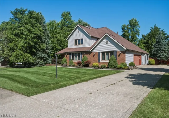 Photo 50 of Single family home for sale at 9530 Rainbow Ln, North Royalton, OH 44133 | MLS# 5238897 | Listing updated on 2026-10-04