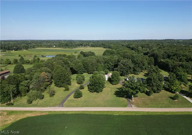 Photo 3 of Single family home for sale at 6873 Knauf Rd, Canfield, OH 44406 | MLS# 5238918 | Listing updated on 2026-10-07