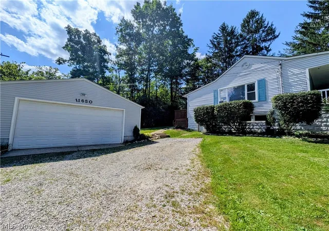 Photo 4 of Sale Pending at 11650 Chestnutdale Rd, Chardon, OH 44024 | MLS# 5239013 | Listing updated on 2026-09-11