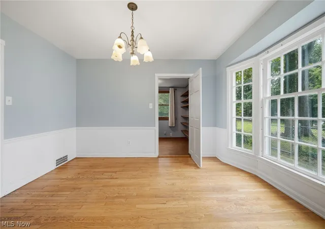 Photo 4 of Single family home for sale at 3246 Rumson Rd, Cleveland Heights, OH 44118 | MLS# 5238943 | Listing updated on 2026-09-17